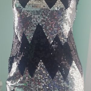 Silver and black sequins mini dress. Size : Large
